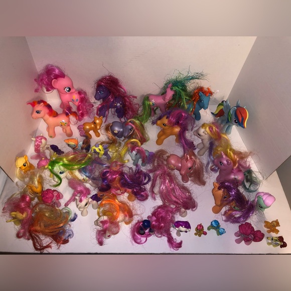 Lot Of 36 My Little Pony MLP Dolls Estate Item Hasbro. - Picture 1 of 9